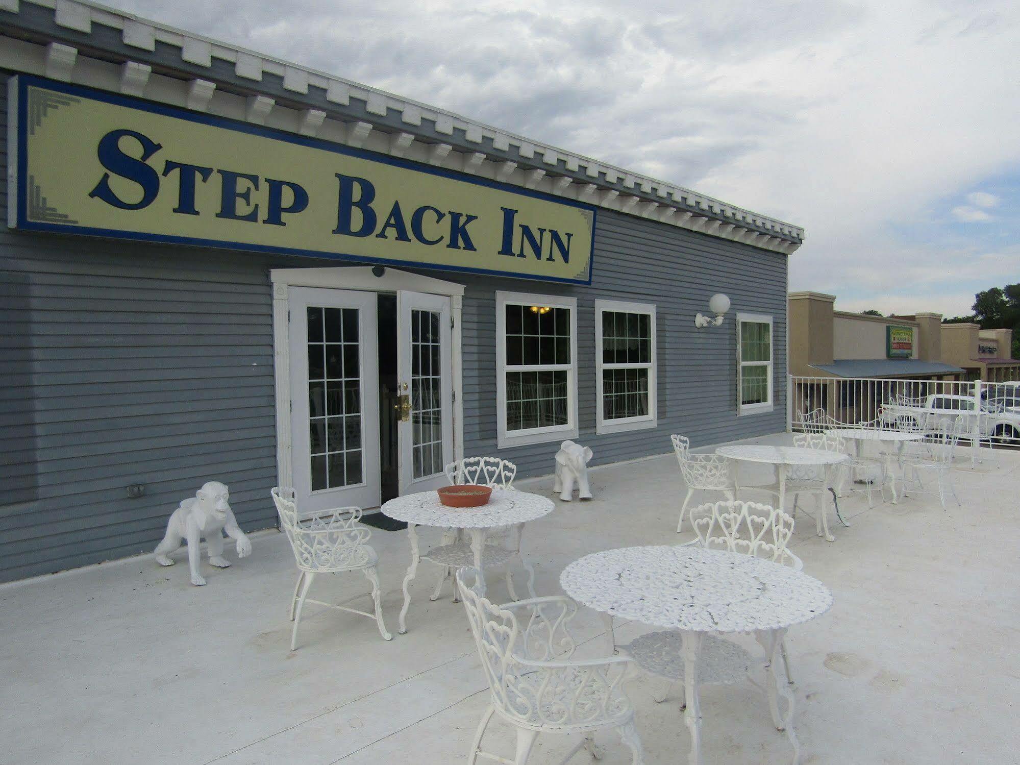 Step Back Inn Aztec Luaran gambar